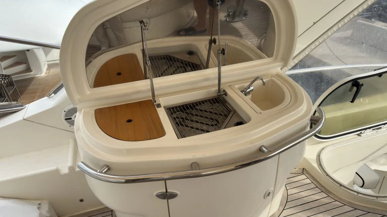 Azimut 68 Plus – Image 17