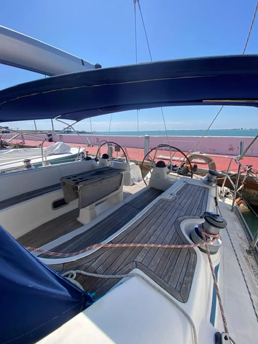 Bavaria 50 Vision - Image 27