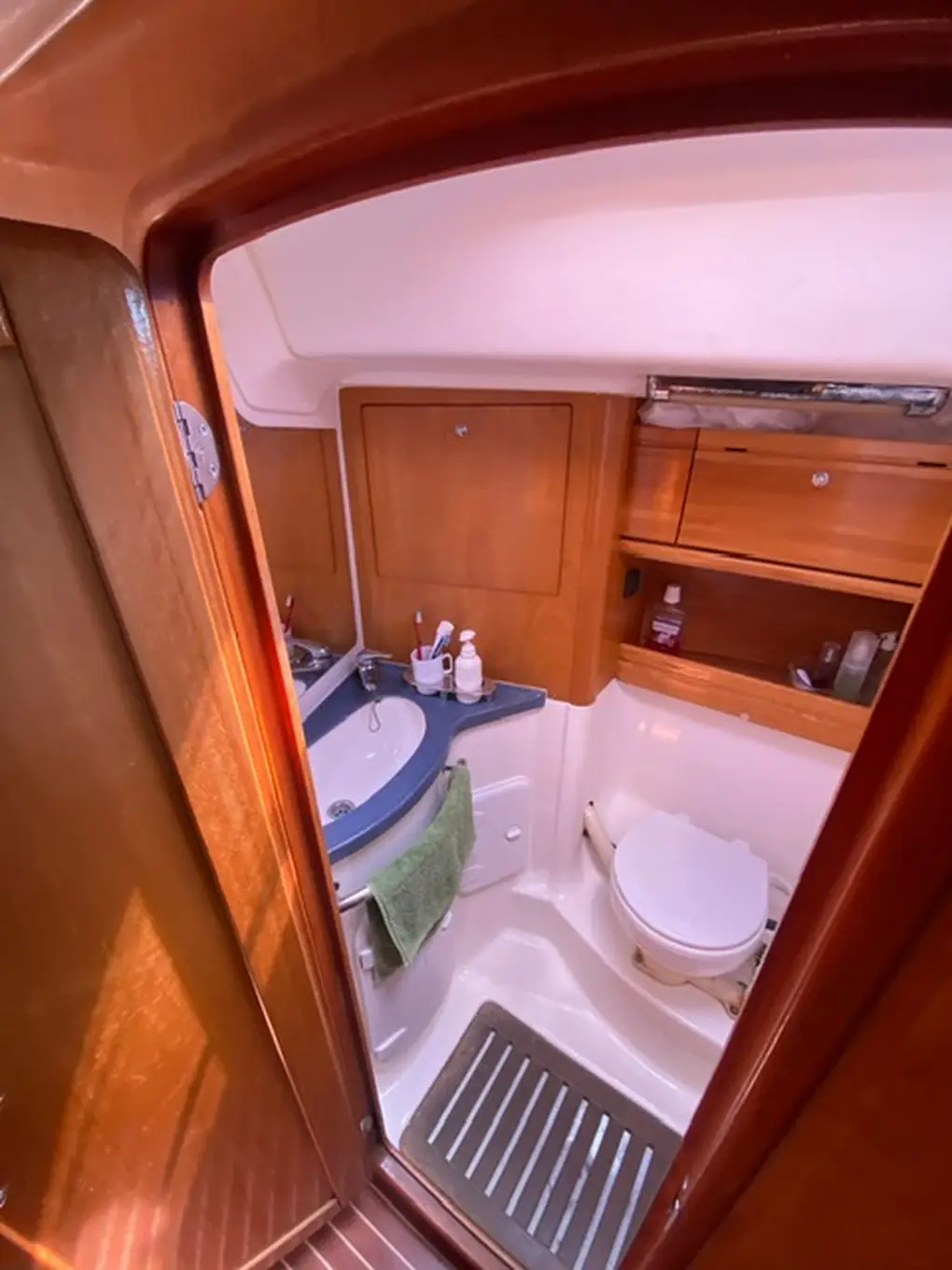 Bavaria 50 Vision - Image 28