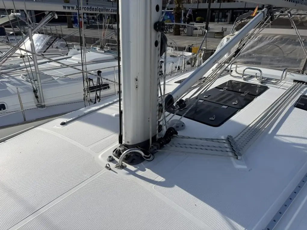 Bavaria 45 Cruiser – Image 40