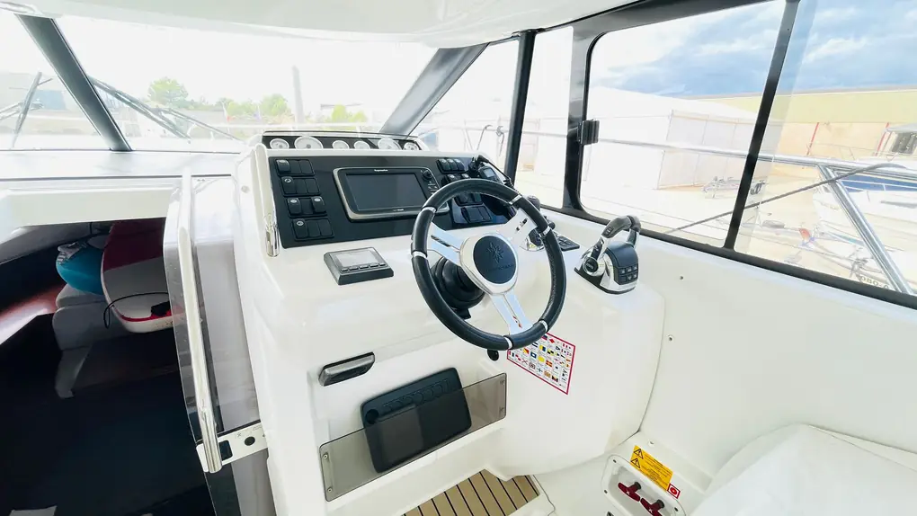 Jeanneau Leader 36 - Image 3