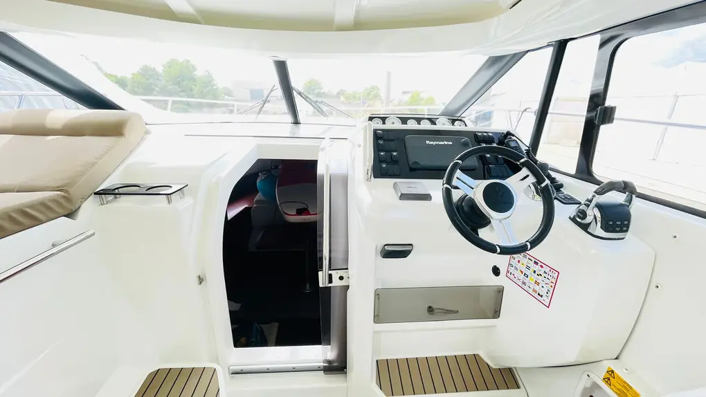 Jeanneau Leader 36 - Image 8