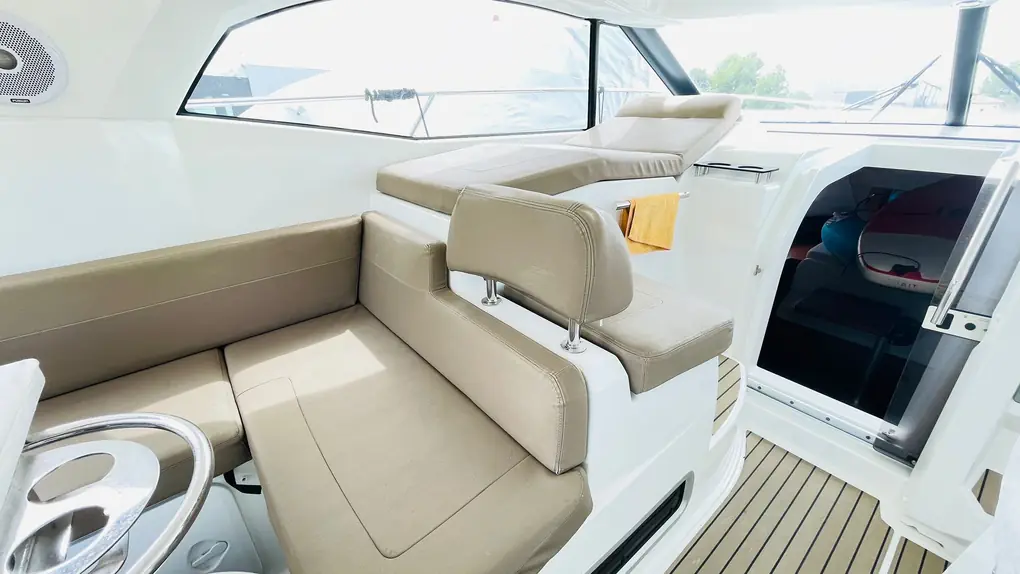 Jeanneau Leader 36 - Image 11