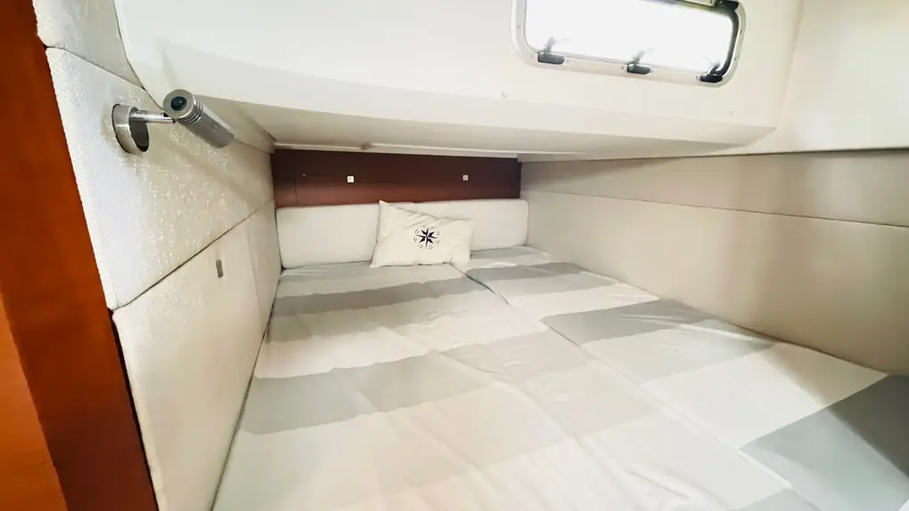 Jeanneau Leader 36 - Image 19