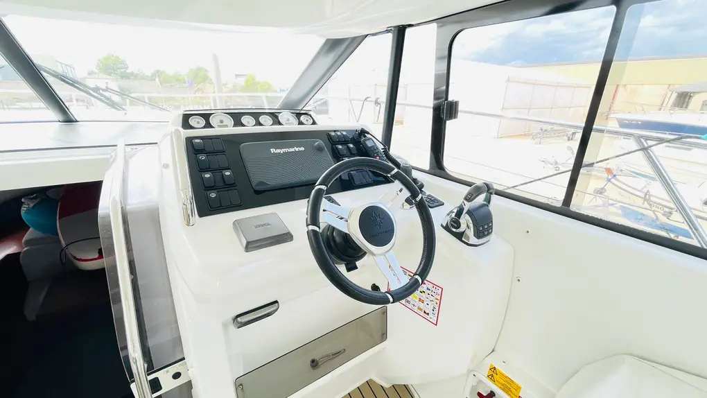 Jeanneau Leader 36 - Image 37
