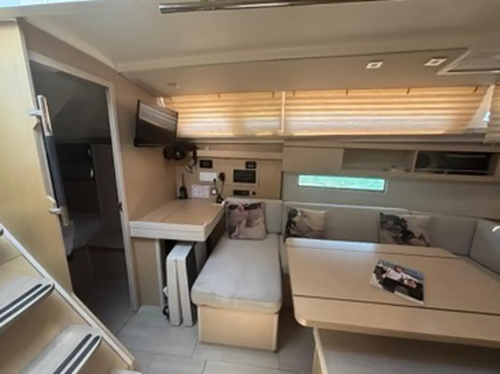 Beneteau Oceanis 40.1 – Image 15