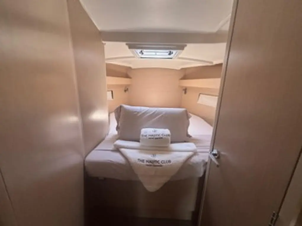 Beneteau Oceanis 40.1 – Image 18