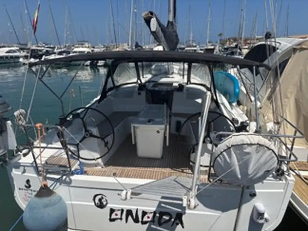 Beneteau Oceanis 40.1 – Image 10