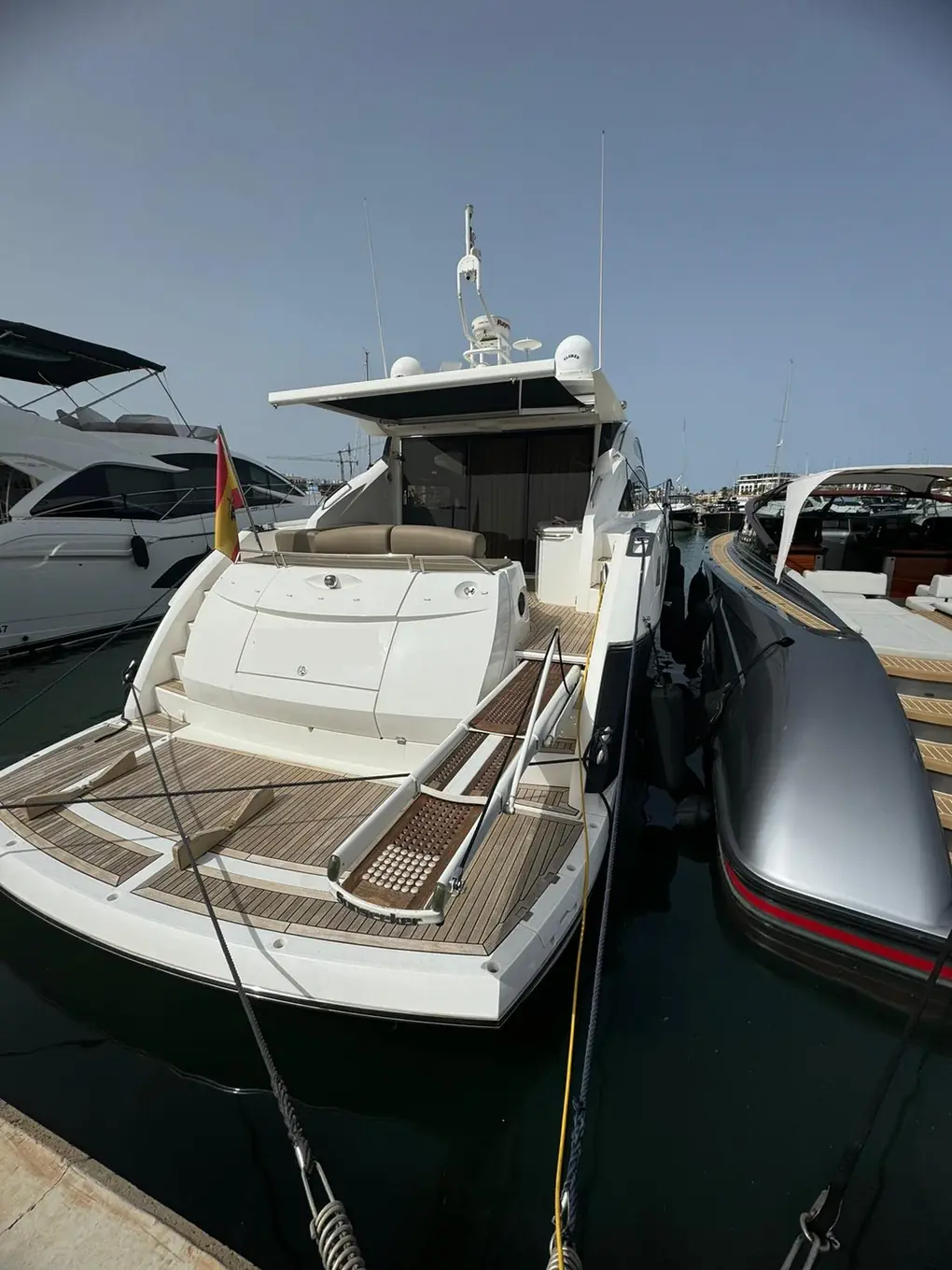 Sunseeker Predator 62 - Image 3