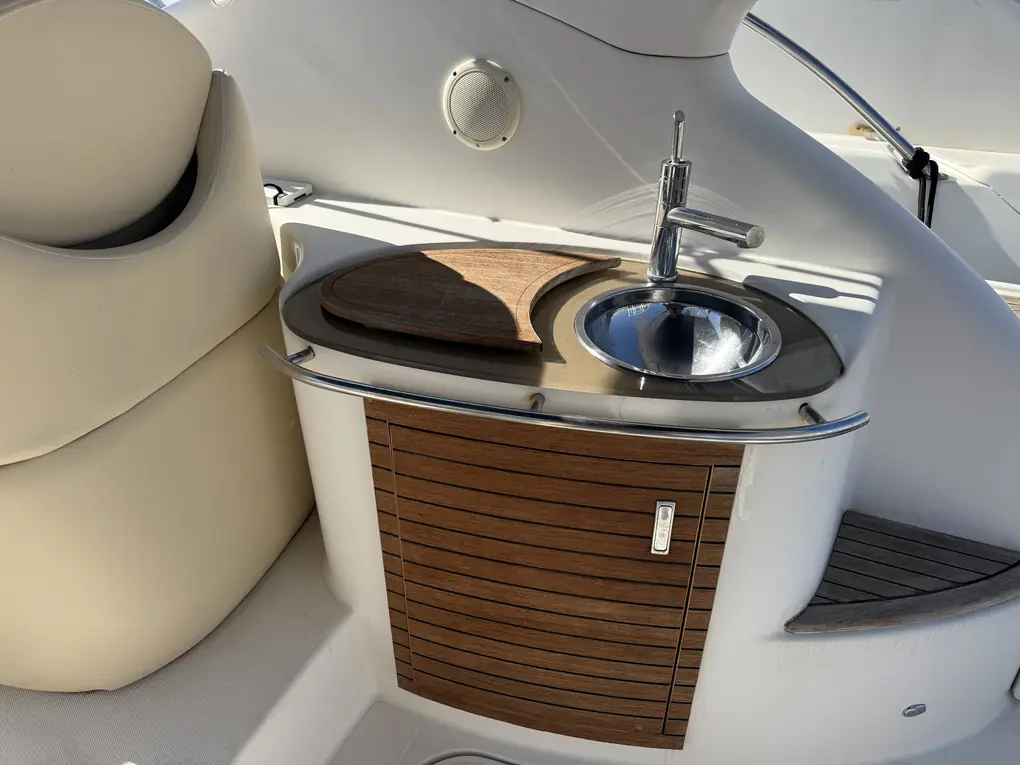 Sessa C35 - Image 19