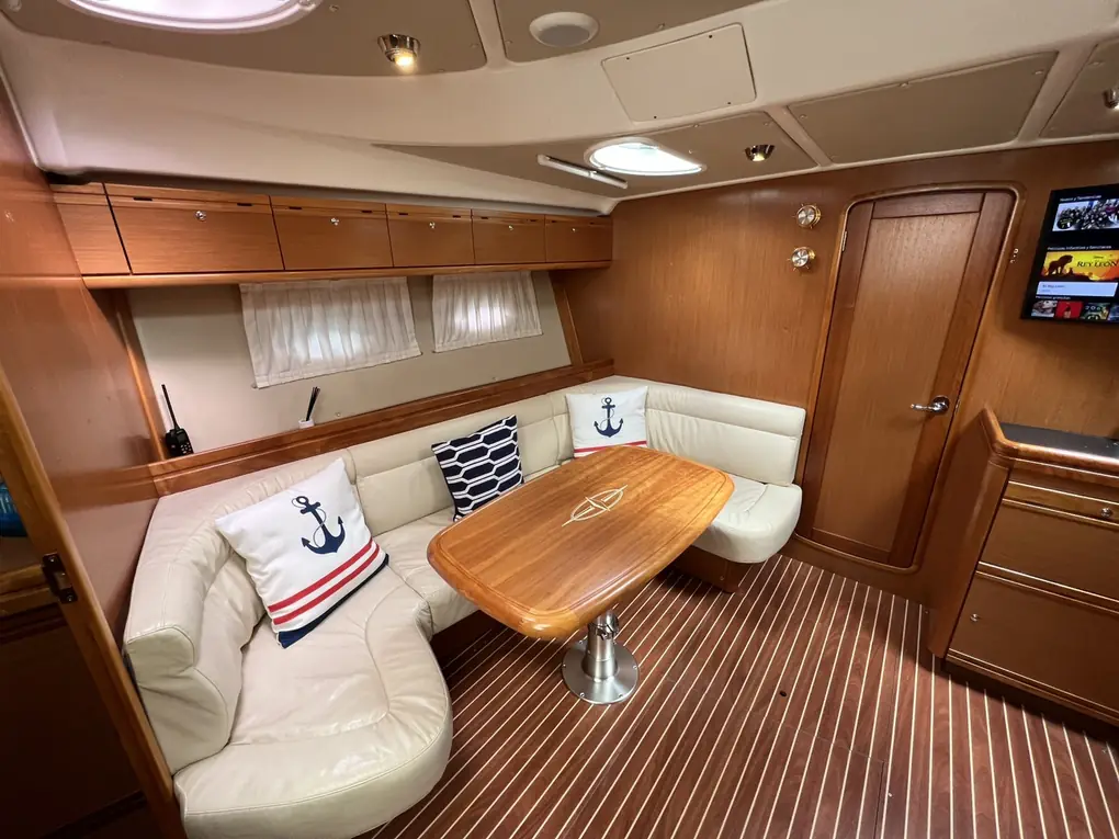 BAVARIA 37 HT - Afbeelding 15