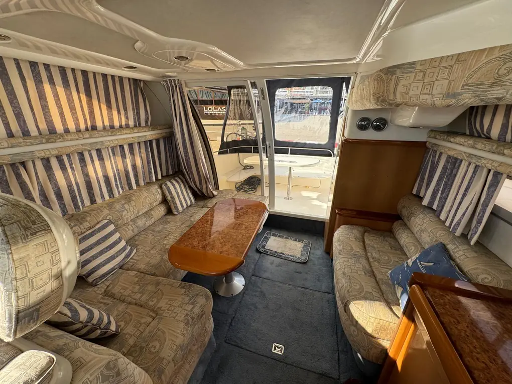SEALINE 330 FLYBRIDGE - Image 18