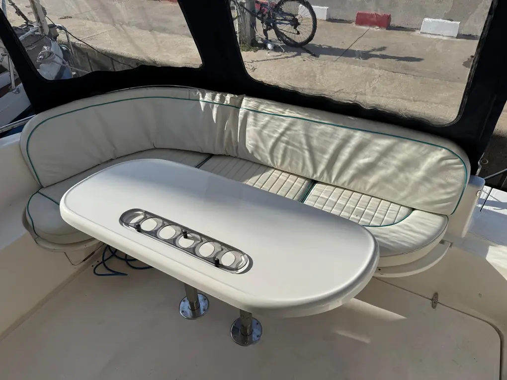 SEALINE 330 FLYBRIDGE - Image 39