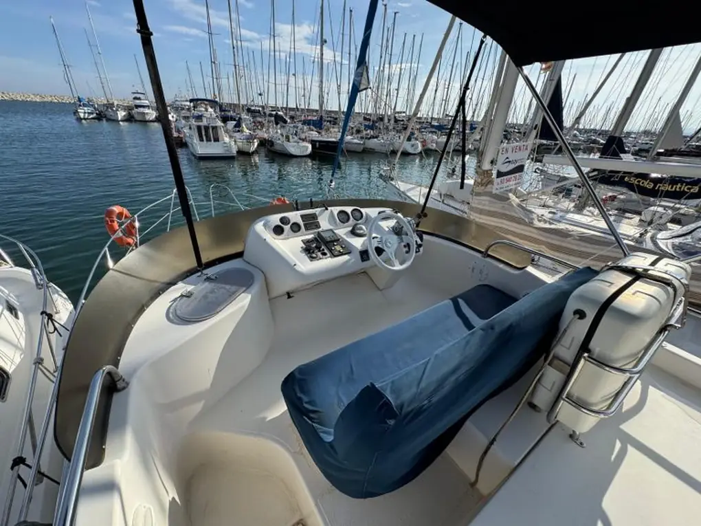 SEALINE 330 FLYBRIDGE - Image 45