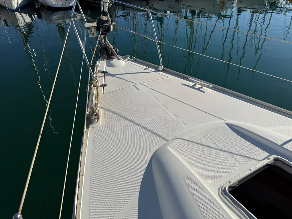 BAVARIA 42 CRUISER - Image 32