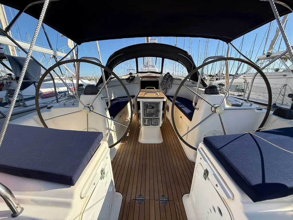 BAVARIA 42 CRUISER - Image 15