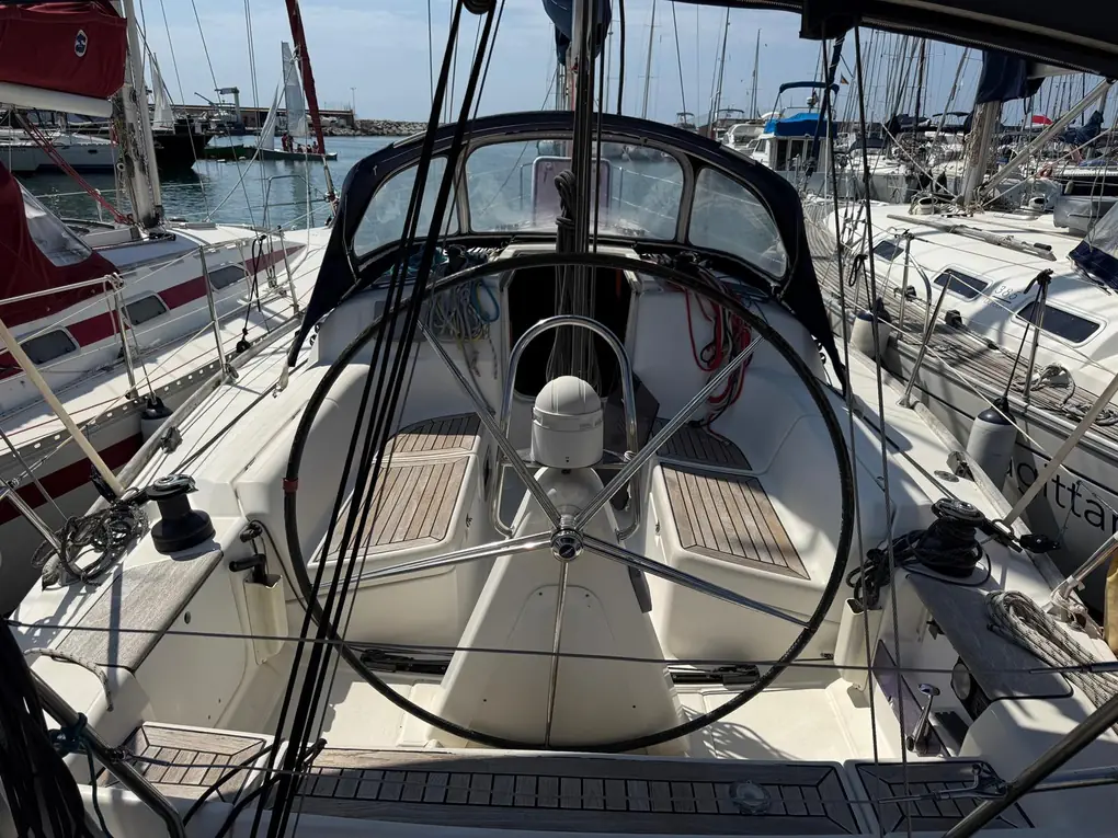DUFOUR 34 PERFORMANCE – Image 6