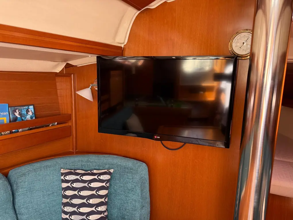 DUFOUR 34 PERFORMANCE – Image 47