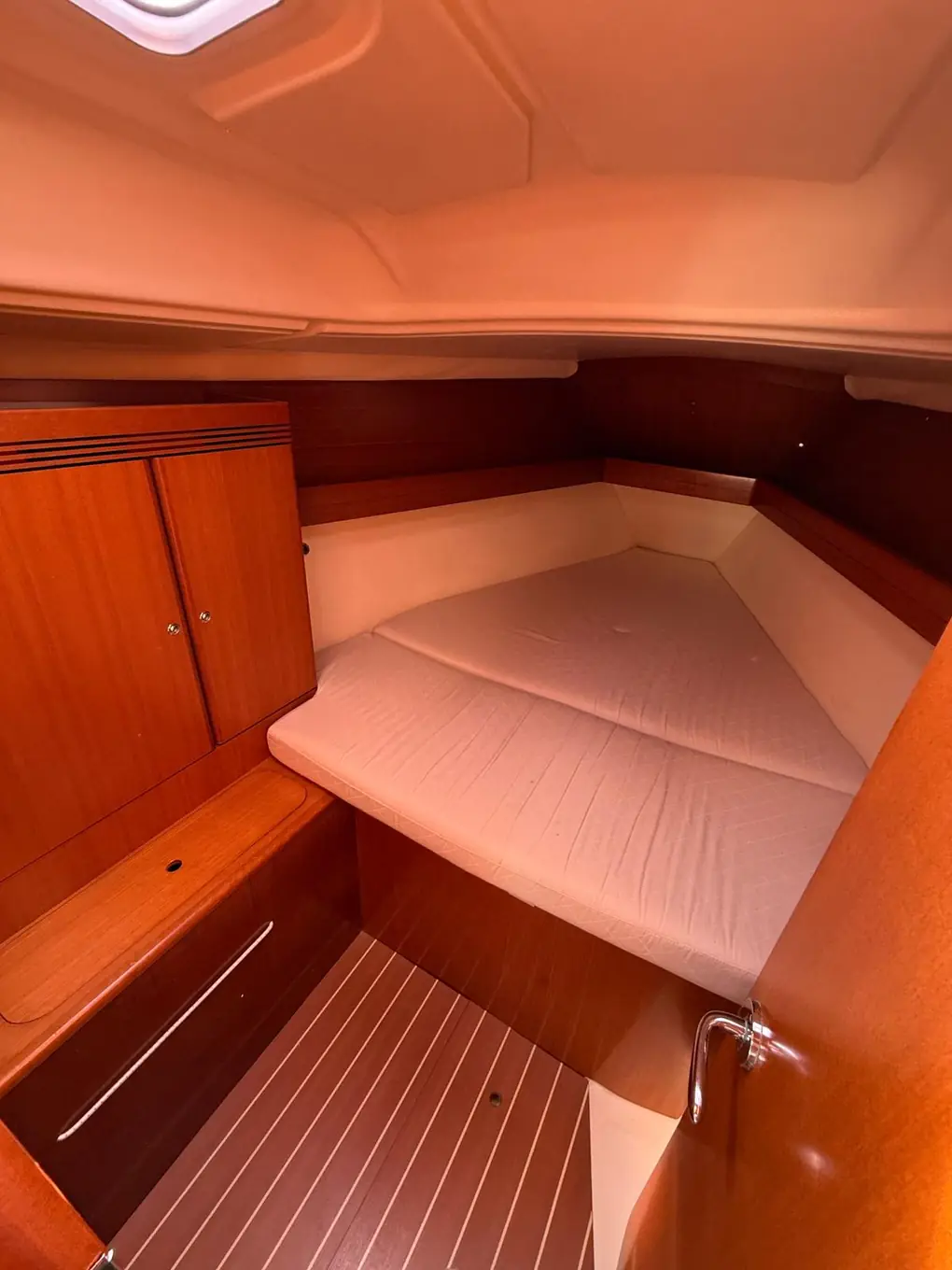 DUFOUR 34 PERFORMANCE – Image 56