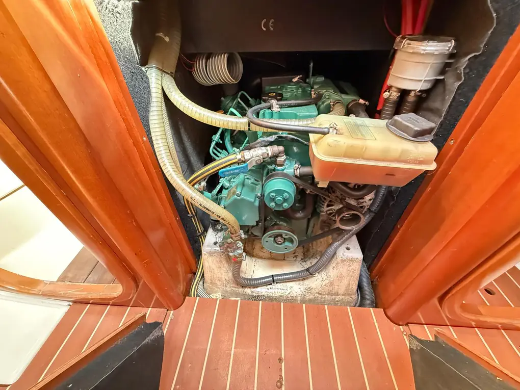 DUFOUR 34 PERFORMANCE – Image 2