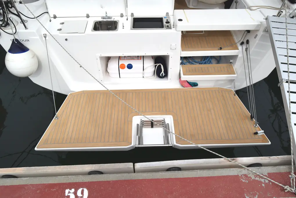 DUFOUR 430 – Image 40